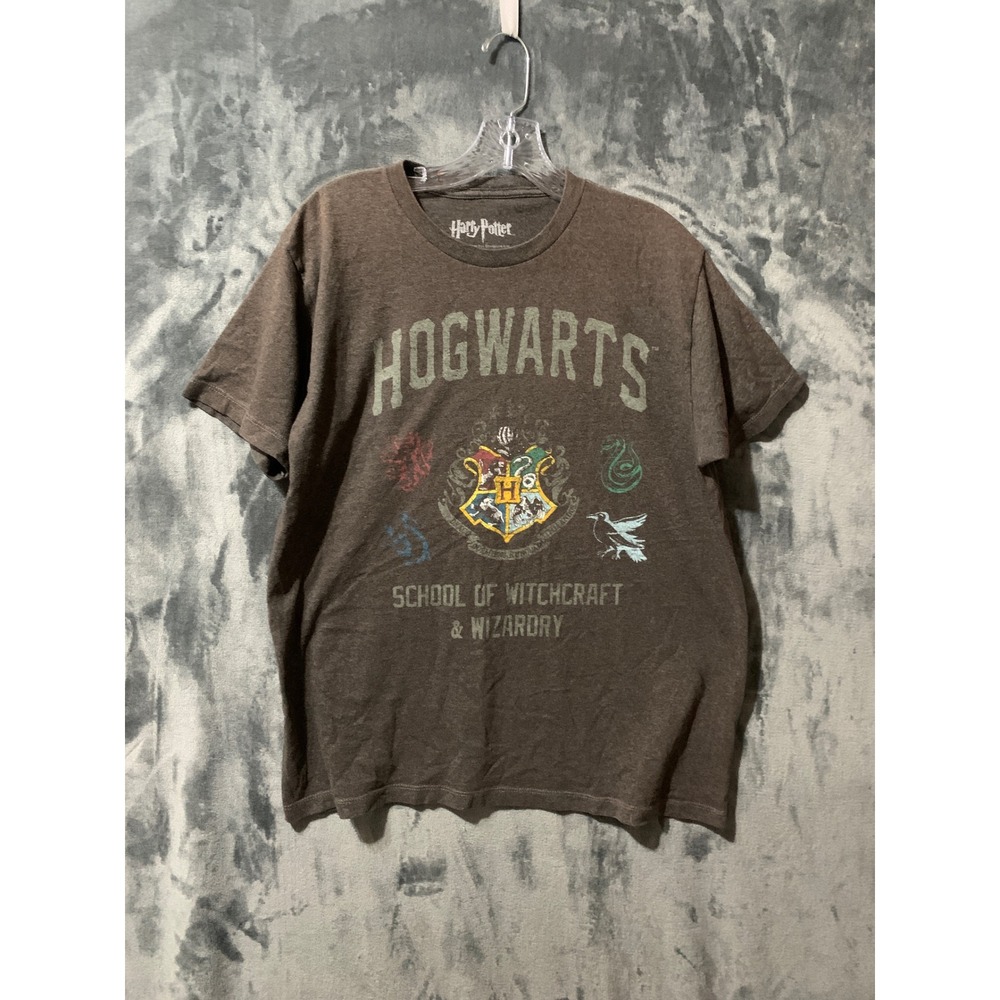 Harry Potter T-Shirt Mens L Hogwarts Crest Brown Distressed Graphic Tee